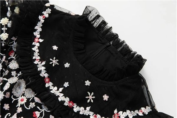 Women's Casual Vacation Dress Embroidery Sequins Net Yarn Cascading Ruffle Maxi Beach Party Dresses